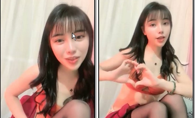 高顔值氣質妹子對人生已經看開,人生已經很累了,只要開心就好,黑絲長腿真誘人