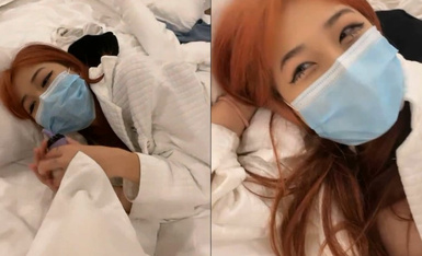 小嫩妹被连续两次无套后入射屁股上~紧致小穴操起来真的是太爽 (1)