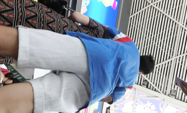 超高質量機場地鐵抄底5 驚現極品無內長腿美女 是方便借機小哥啪啪嗎 高清超高質量機場地鐵抄底 (10)