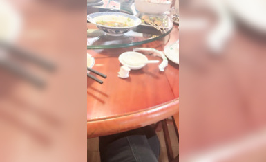 原來的換妻極品探花~【痞痞黑】日常生活，無套啪啪，逼粉毛少，皮膚白，讓人魂牽夢繞的尤物 (5)