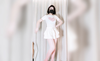 反差福利姬@Naimi奶咪(奶味小咪)23年3-4月視圖新作合集-23.4月 粉與白 (5)