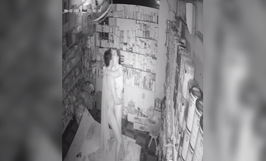 2023最新流出黑客 破解家庭攝像頭偷拍啪啪合集 小哥站著無套搞媳婦逼逼精液流了一地 (16)