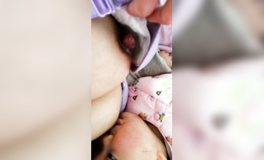 極品孕婦孕期精彩瞬間2023版 噴射+餵奶+擠奶+啪啪+最強甄選 放縱內射 完美露臉 (74)