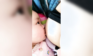 極品孕婦孕期精彩瞬間2023版 噴射+餵奶+擠奶+啪啪+最強甄選 放縱內射 完美露臉 (70)