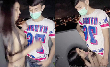 《頂級重磅極品反差》露臉才是王道！九頭身OnlyFans可鹽可甜清秀網紅女神ruby私拍被富二代花樣啪啪完整版 (2)