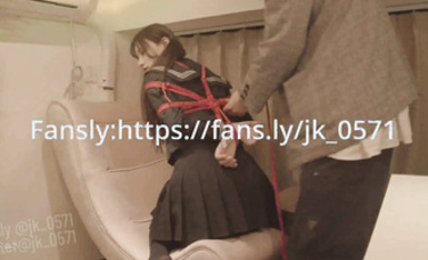 《高價P站付費解鎖》露臉才是王道！專注玩美少女嫩妹的推特富二代大神【JK_0571】私拍合集，調教打炮中出內射玩的全面 (2)