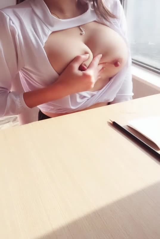 麻酥酥哟 - OL制服[40P+9V]8