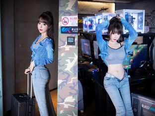 私房售價62元秀人網【白笑笑】高質量美女 全裸漏奶子漏鮑 好騷啊助力電競