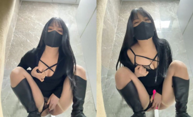 長腿黑絲公廁女神 Asia-Lynn 21小時合集 (29)