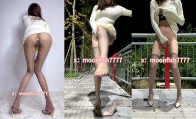 12月最新購買極品頂級身材燒婊子【橙子】私拍，絲襪肛塞馬路男廁露出邊走邊尿道具紫薇淫聲浪語高潮抽搐，非常淫騷 合集（1）