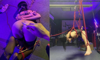 超強視覺盛宴！推特頂級大佬【小黑屋】訂閱新年福利特輯，花式調教御姐蘿莉女奴們，玩女最高境界合集(2)