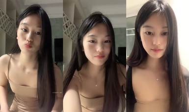 半糖【露儿妹妹】校花级可爱女神：超美身材展示凸点，制服扒衣露奶，翘臀诱惑（2）