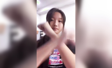 抖音一響女兒白養 · 自拍一發抽插啪啪