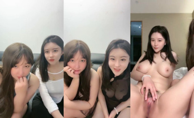 姐妹花下海，妹妹漂亮身材好 還是個木瓜型的爆乳嫩妹，姐姐拍 妹妹和炮友打炮 (3)