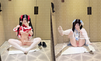 可愛蘿莉小母狗萌妹『小瑤老師』天生當狗的命 小兔子乖乖 把腿張開 主人請賜我大肉棒 被爸爸操的頭暈腦漲語無倫次了