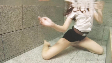 【輕度獵奇】高顏值日本氣質素人少婦「mari_wam」OF露臉私拍 反差美人妻沉淪精液地獄【第三彈】 (18)