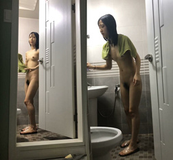 屌絲女神有錢人小母狗！顏值在線清高拜金露臉美女大學生被金主包養，日常各種不雅性愛自拍流出 (2)