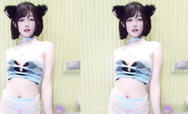 Stripchat虎牙女神【你的小狗】千元定製，超高顏值可愛型，私定~露臉全裸塞跳蛋裸舞挑逗~必擼佳作 (2)