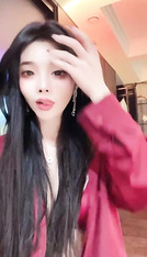 噴水姬【若汐(白熙)】魔鬼身材~絕美白虎~黑絲透視足交~爆插狂噴~各種絲襪  (9)