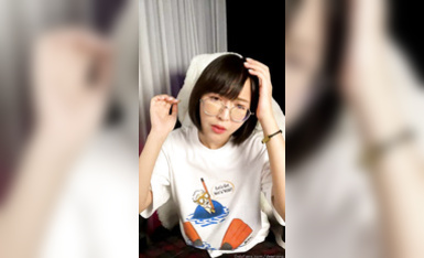 萬狼求檔OnlyFans斯文眼鏡反差小姐姐【deerlong】私拍合集,極品中的極品天生的肉便器,純情少女展現精湛口活兒口爆吞精 (15)