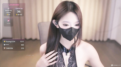 Stripchat女神【小草帽 JessicaRewan yaya_86】500幣門票大秀 (2)