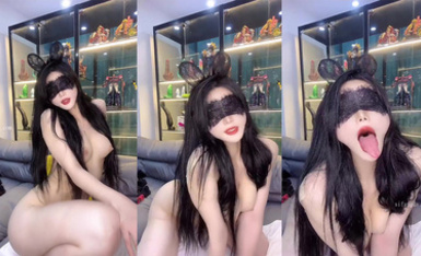 【不騷不要錢】巨乳定製黑絲高跟足交自慰噴水 (19)