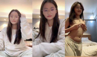 【困困兔】王炸_超級反差_悶騷眼鏡女學生_宿舍大秀掰穴自慰_酒店約趴兩場_插脖狂干_狂擼 (7)