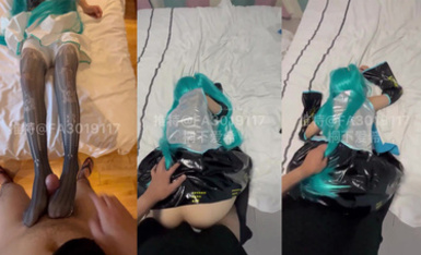 喜歡cos的小母狗嫩妹『桐下愛希』初音未來