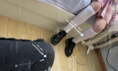 024號女主 絕美!05年，天生白虎 超絕饅頭胸失戀妹妹抱回家