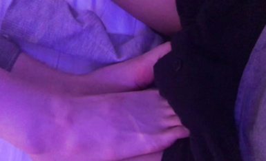 足控足交-棉襪運動鞋 裸足 足交