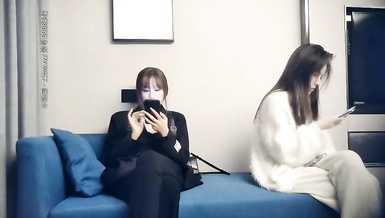 超模淫盪姐妹花，長得還像雙胞樣，激情雙飛場，貌美人浪，淫盪指數爆棚，精彩佳作刺激勁爆不可錯過