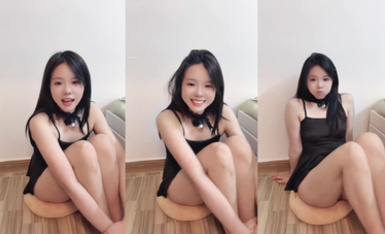 極品高顏值美女主播收費房直播，露臉白虎無毛道具自慰福利流出 (11)