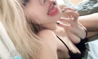 波衣Boi 8月13日最新 同步更新五部，鑽石女友，自慰合集-3