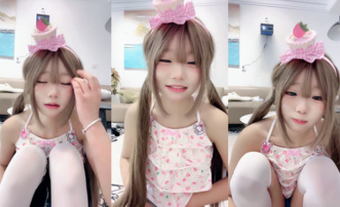 05年可愛小蘿莉 玉米mm 直播大秀絲襪美腿，自慰噴水 粉嫩小穴 (3)