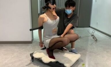 《高价 自购》涵涵极限SM调教特辑一