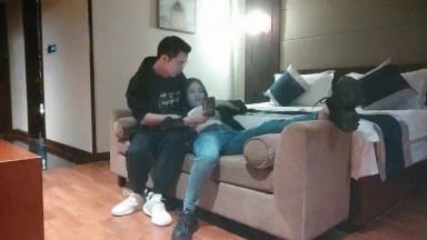 某先生爱徒探花首秀操骚货，穿上丝袜撕裆